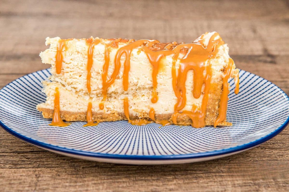 Dulche De Leche Cheesecake