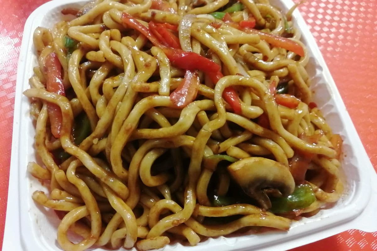 N107. Szechuan Style Fried Noodle (Spicy)