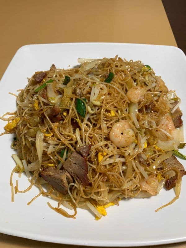 49. Home Style Fried Vermicelli 家鄉炒米