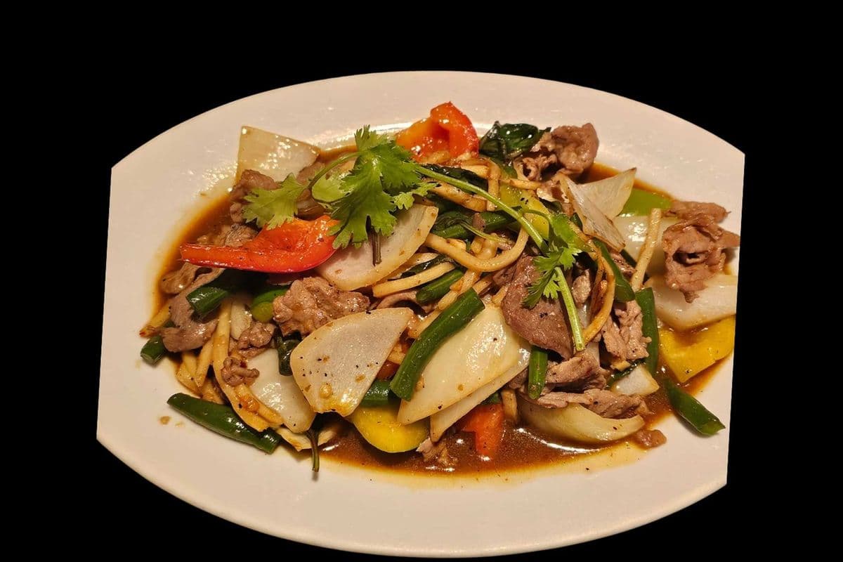 Basil Chicken or Beef