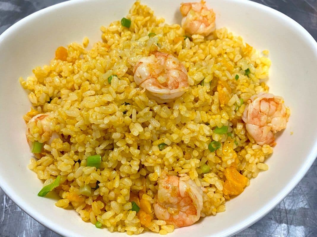 Seafood with Salted Egg York Fried Rice / 金沙海鮮炒飯