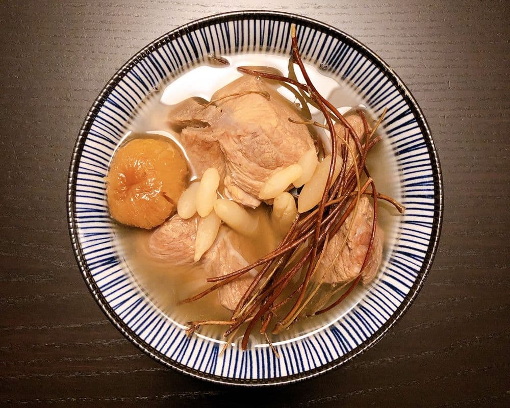 S2. Herba Abri Pork Bone Soup (800 ml)