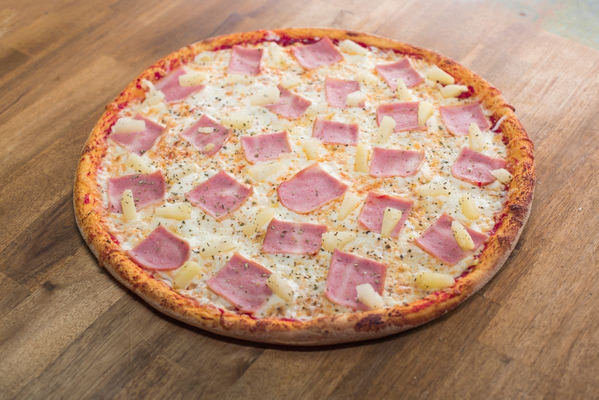18" Jumbo Hawaiian Pizza