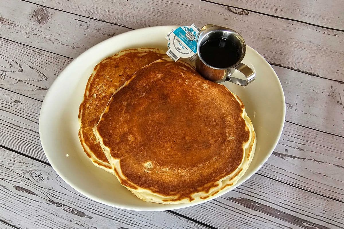 Classic Pancakes (2 pcs)
