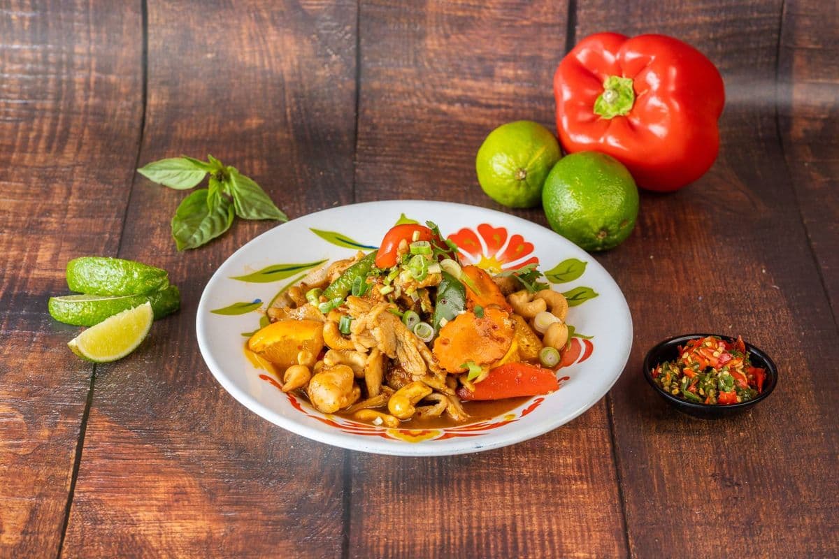 Lunch Special Cashew Nut