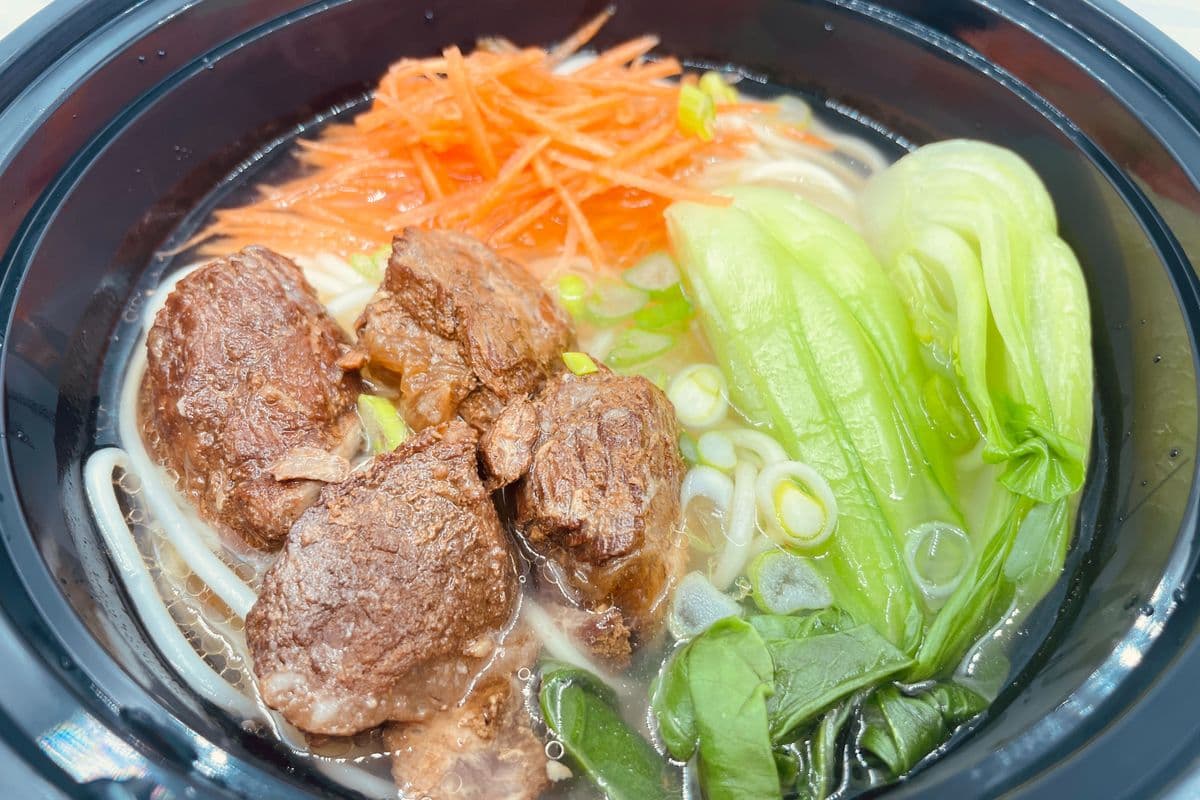 #8. Soupe de Nouilles au Boeuf