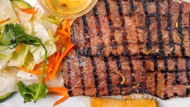 Boeuf grillé à la citronnelle / Grilled Lemon grass Beef