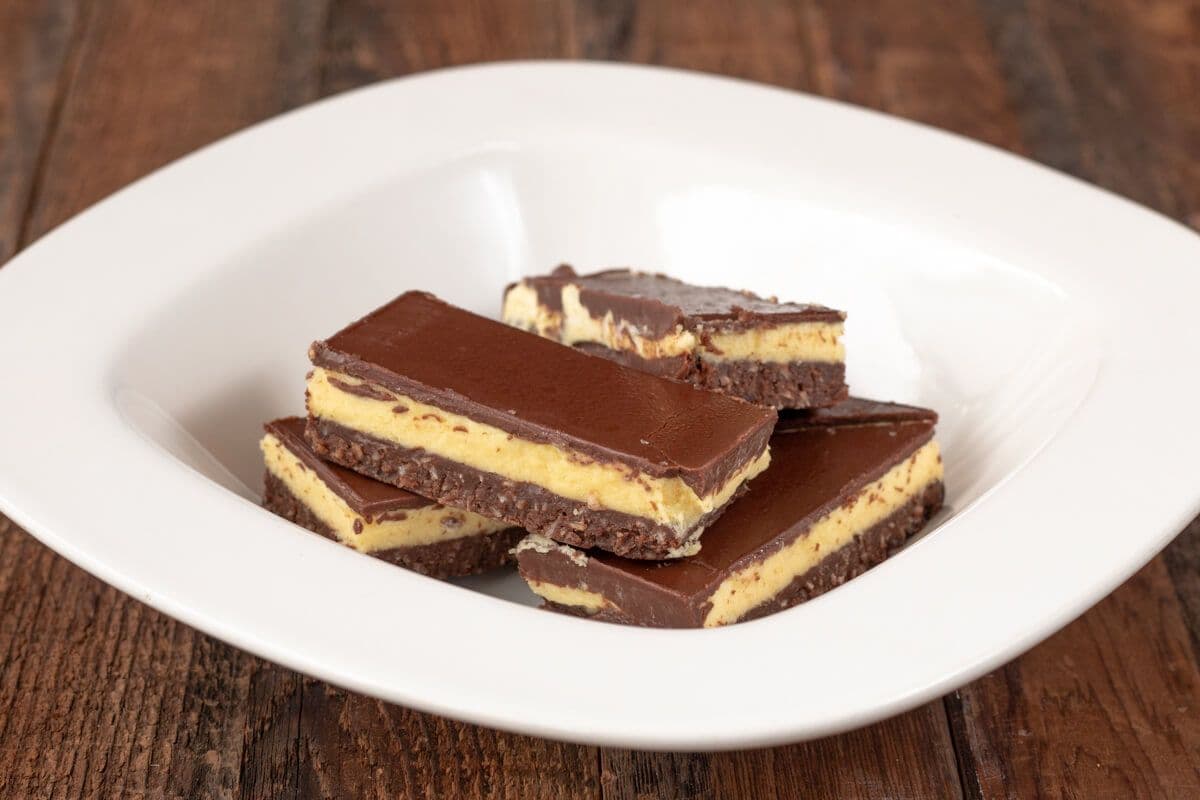 Nanaimo Bars (4 pcs)