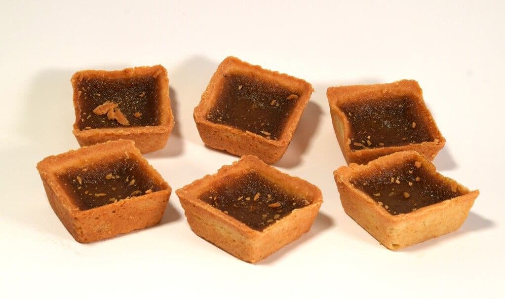 ASSORTED BOX OF 6 BUTTER TARTS