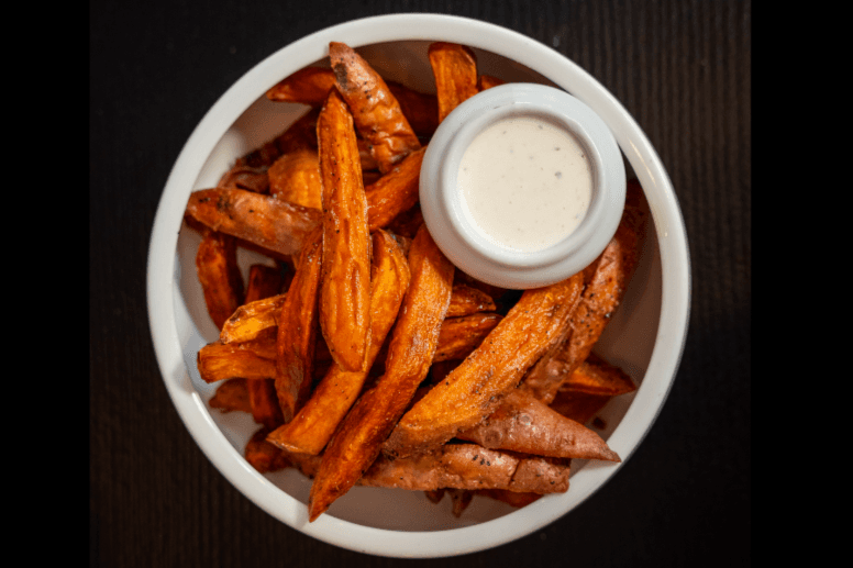 Frites de patates douces / Sweet Potato French Fries