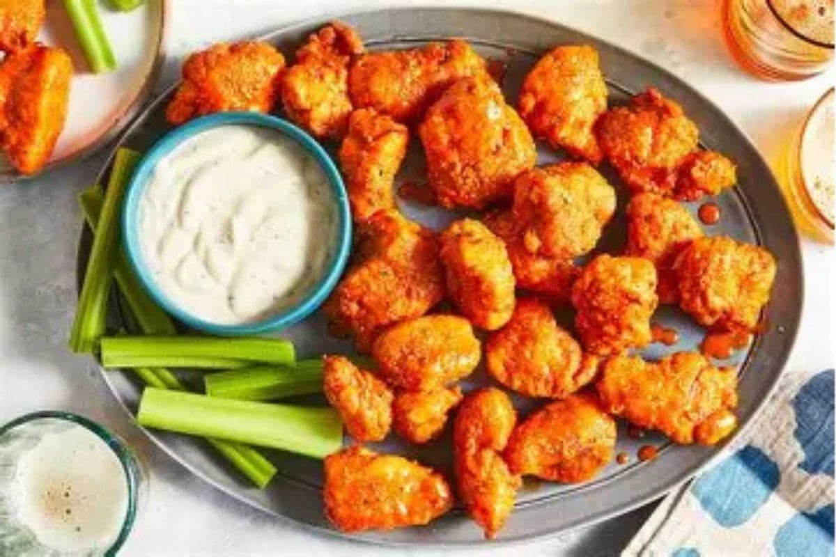BONELESS WINGS