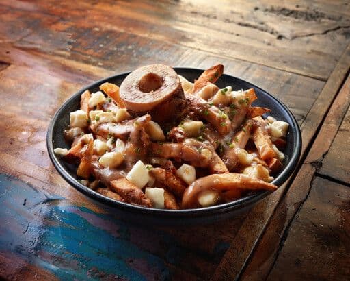 Bone Marrow Poutine / Poutine à la moelle osseuse