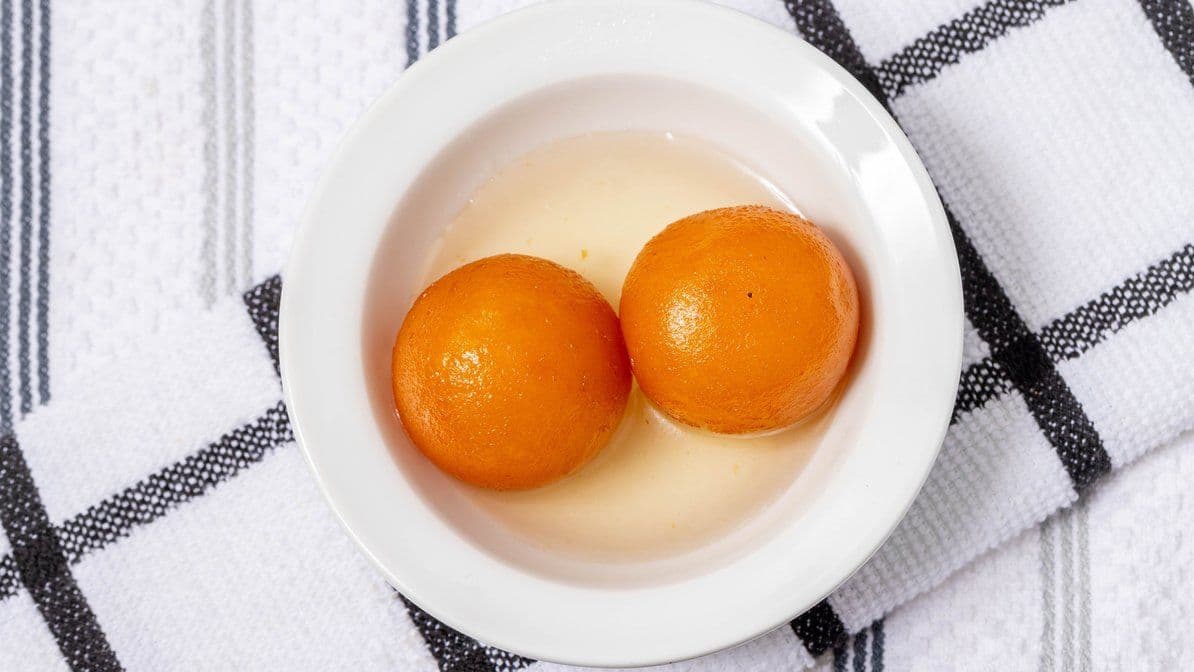 Hot Gulab jamun