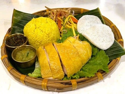N8. Hai Nan Chicken on Rice