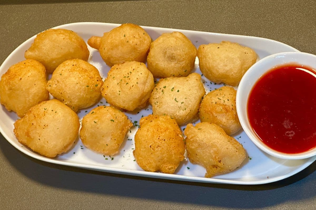 22. Sweet and Sour Chicken Balls 甜酸鸡球