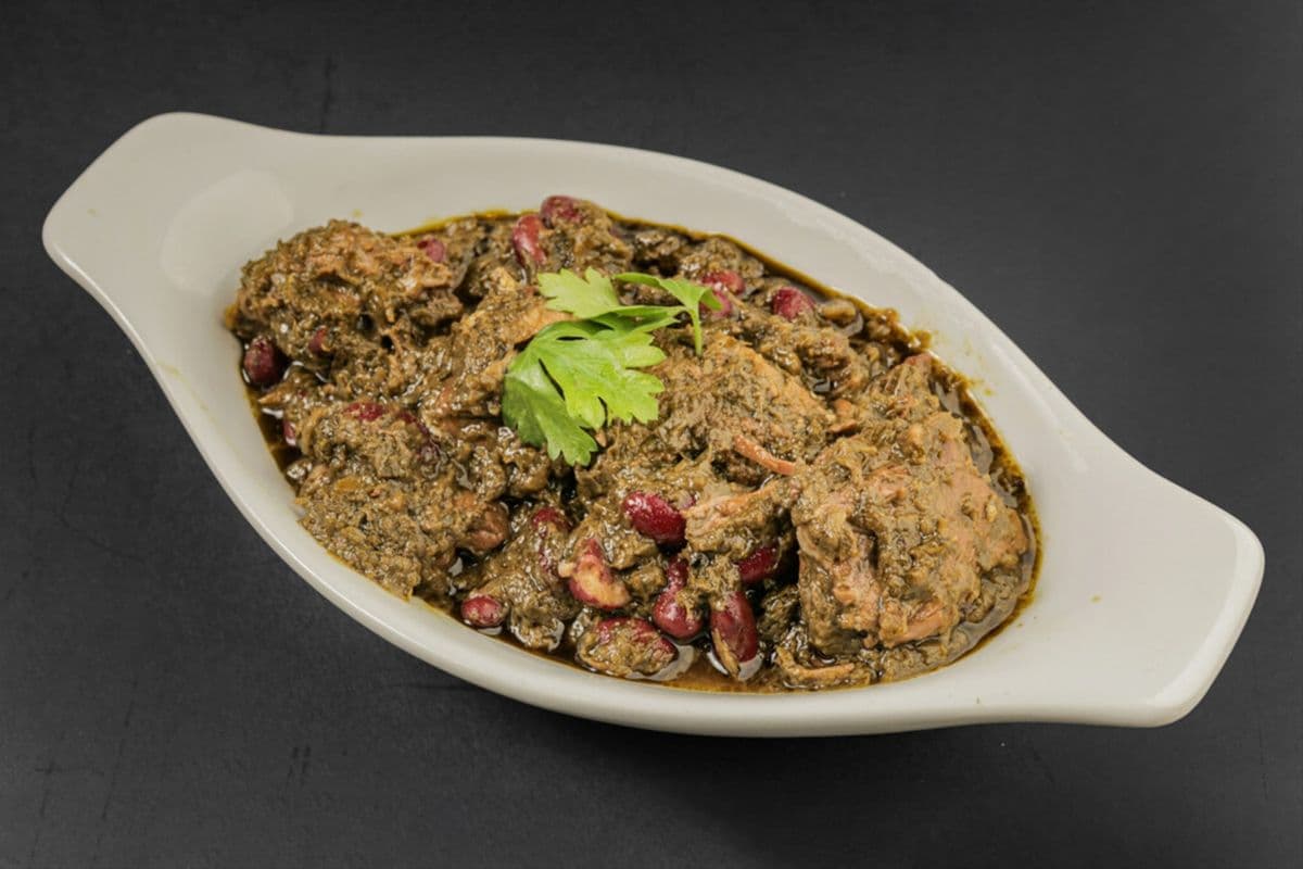 Ghorme Sabzi
