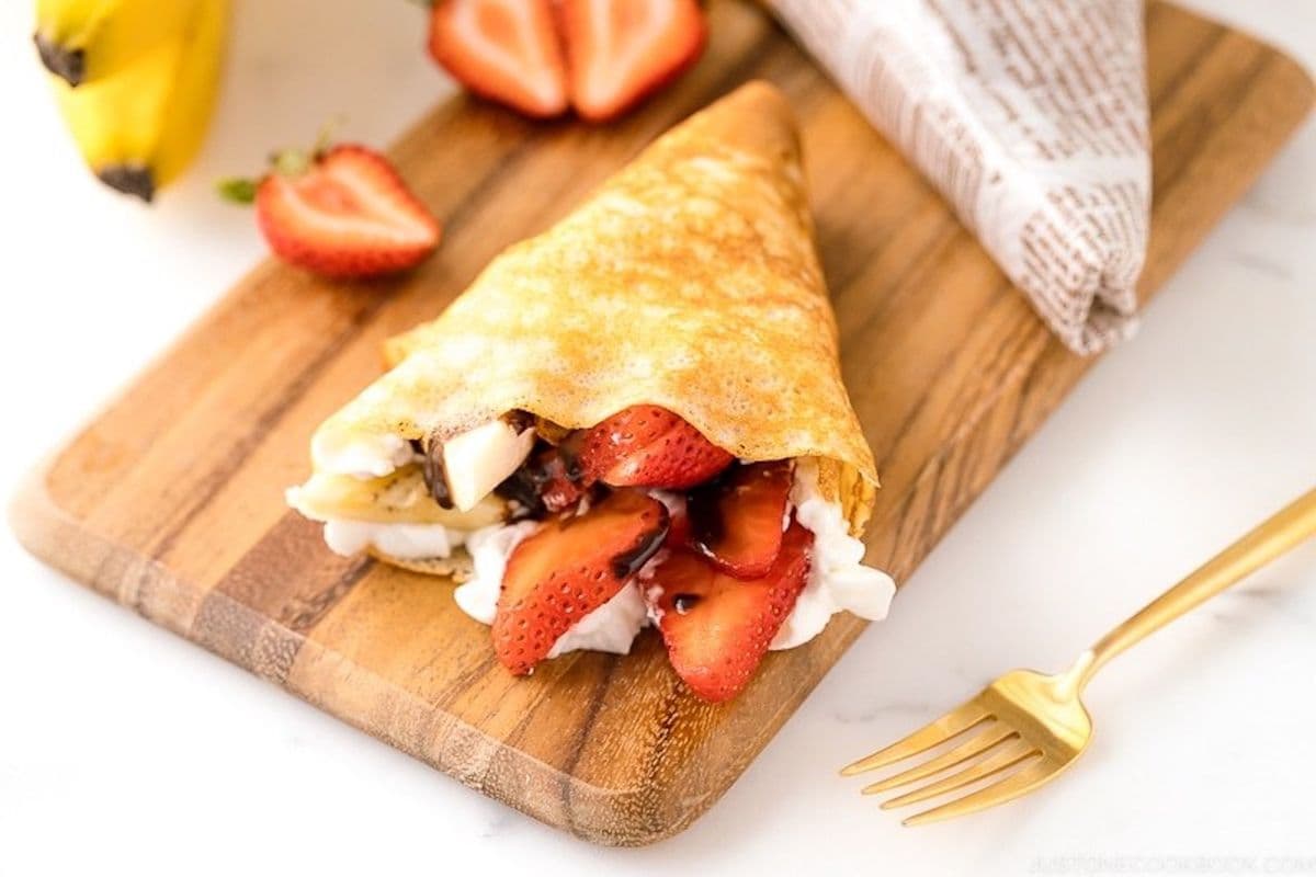 Fruits & Chocolate Crepe