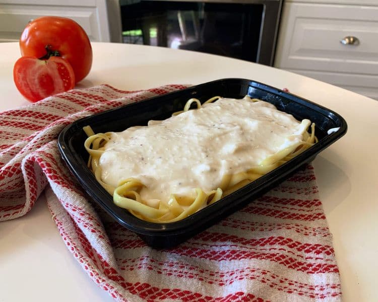 Fettuccine Alfredo (Cold Packed Pasta)