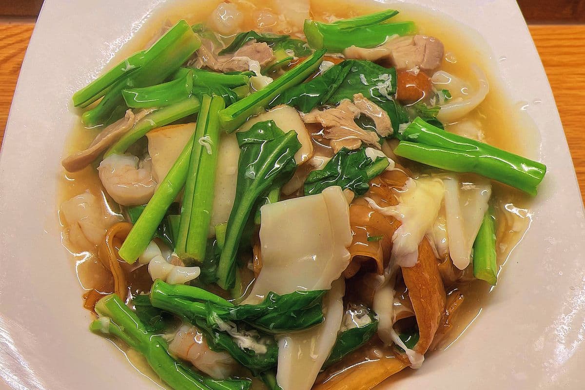 Ipoh Chow Fun 滑蛋河
