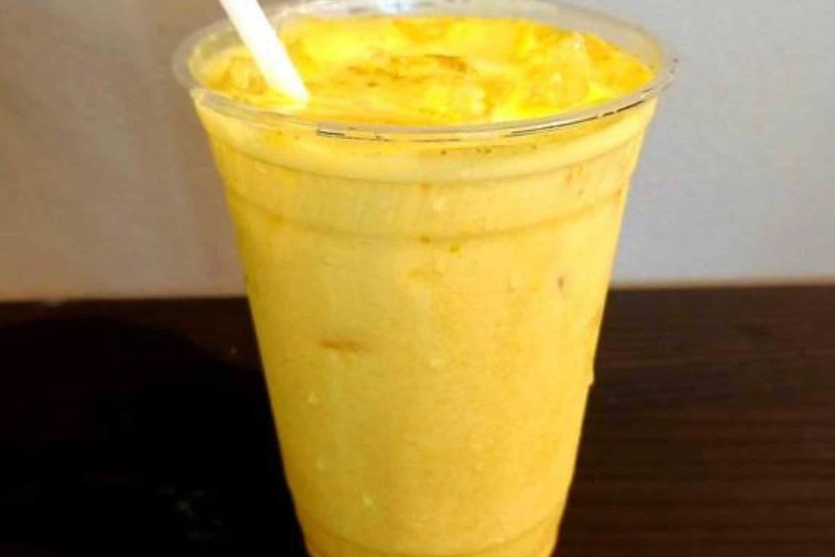 Iced Golden Latte
