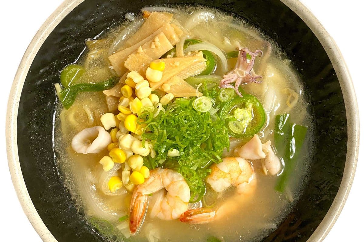 Nagasaki Seafood Champpong Ramen