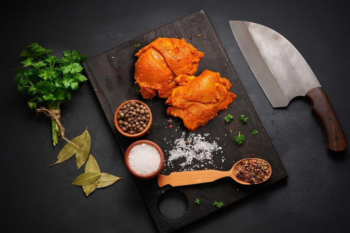 Chicken Thighs Only (Marinated - Uncooked) (1 lb)