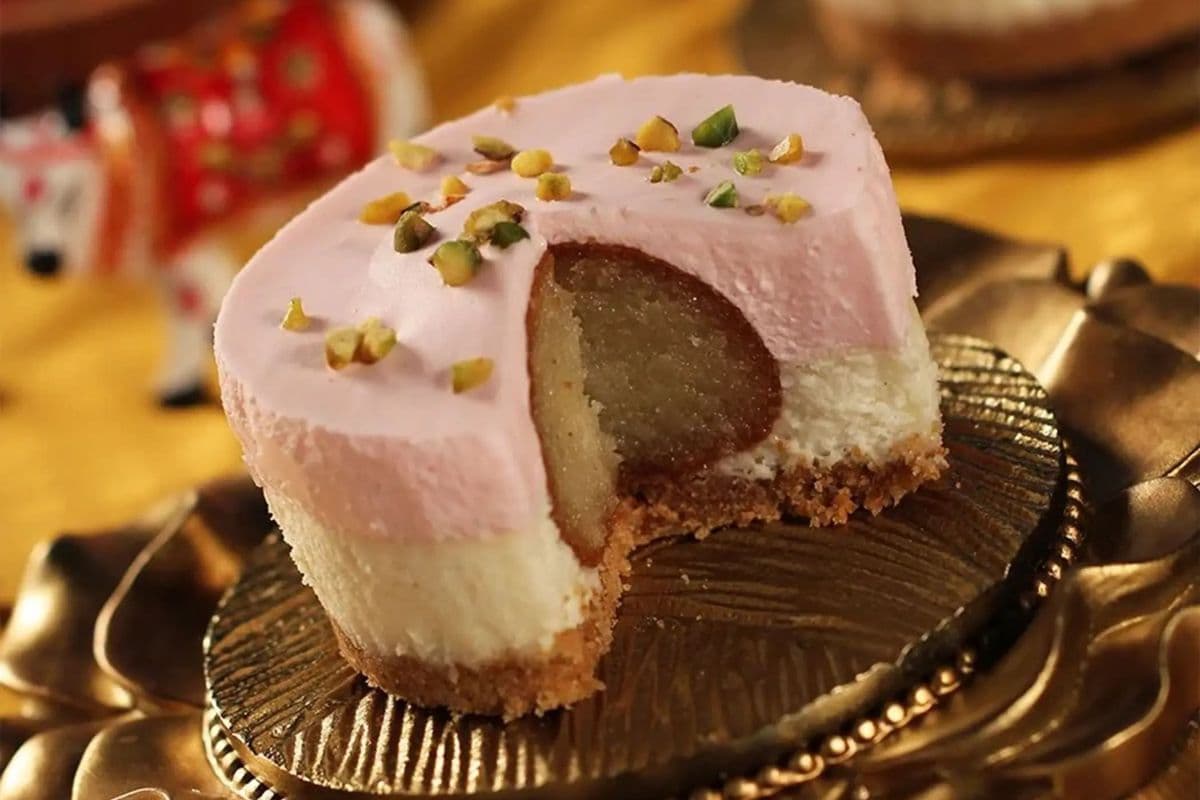 GULAB JAMUN CHEESECAKE