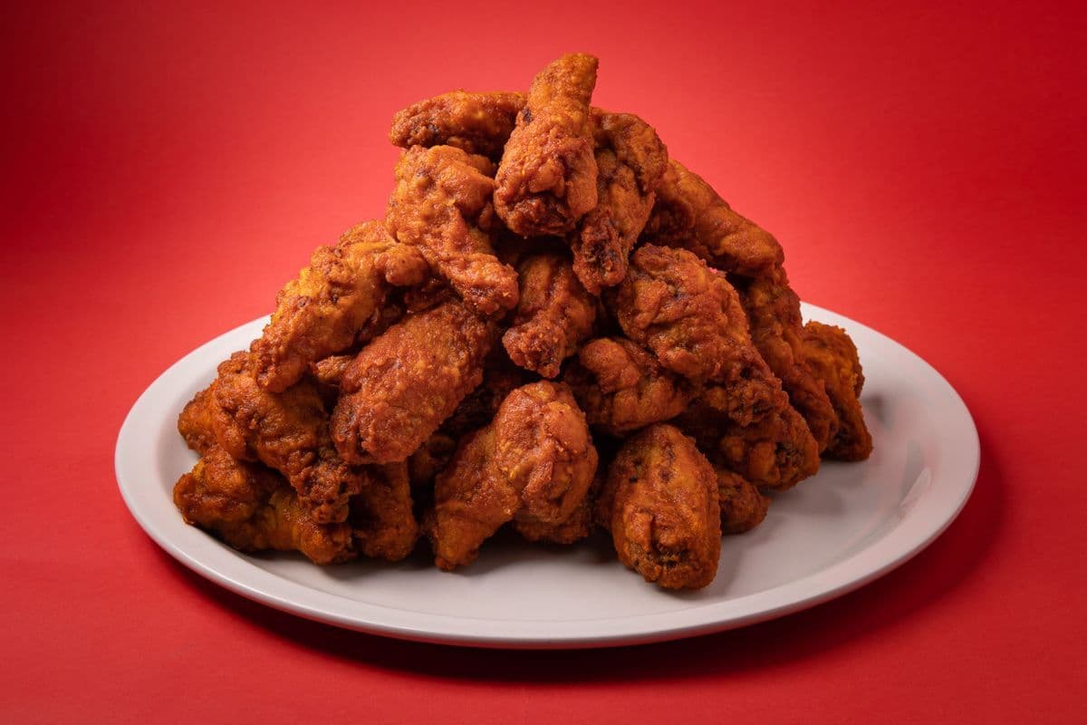 Traditional Wings (50 pcs)