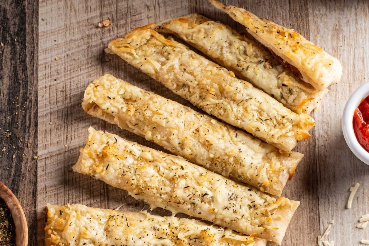 Fired Garlic Sticks