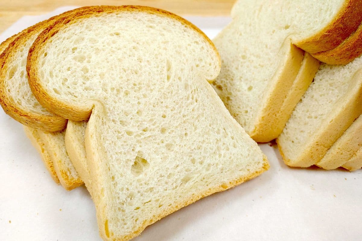 White Bread Loaf (Sliced, 16 oz)