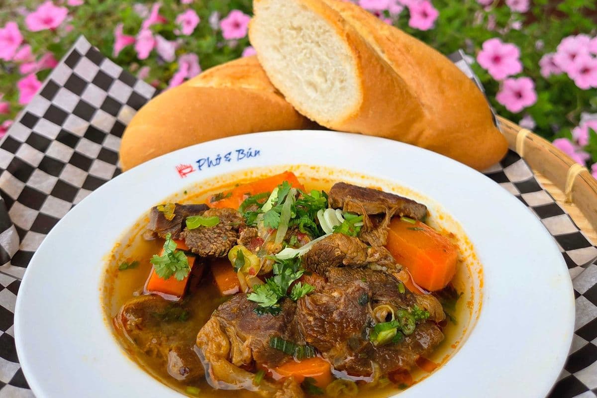 GF Vietnamese Beef Stew with Pho Noodles