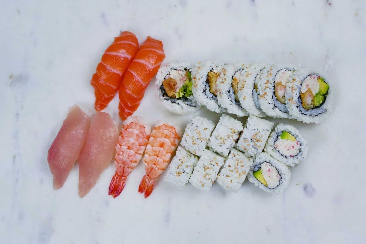 Deluxe Sushi Combo