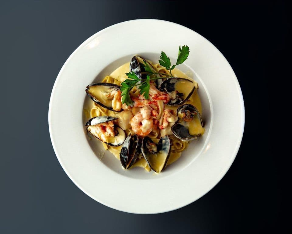 Seafood Fettuccine Alfredo