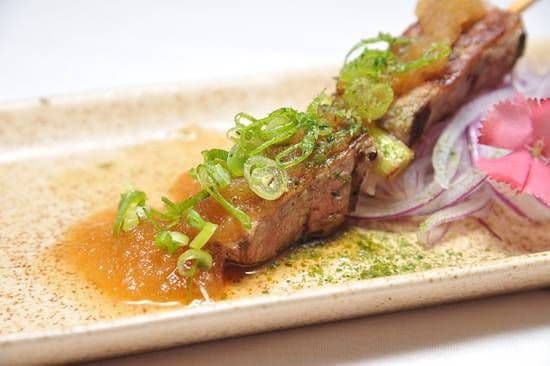 S8. Beef with Ponzu Sauce / S8. 烤牛肉佐醋酱油