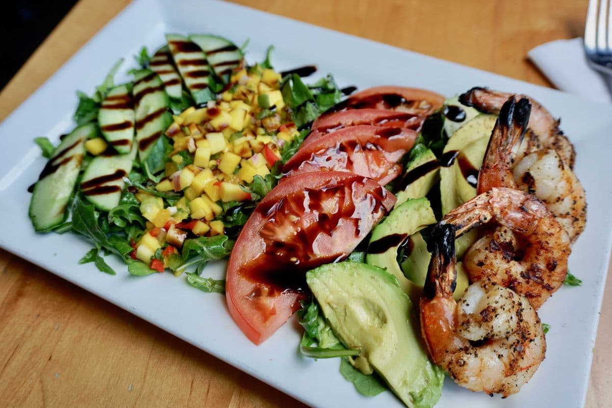 Grilled Shrimp Avocado Salad