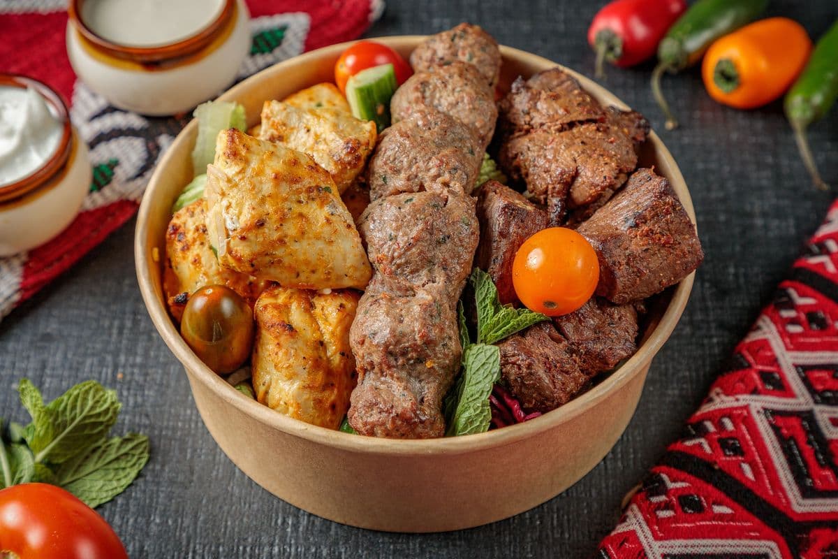 Royal BBQ Salad Bowl
