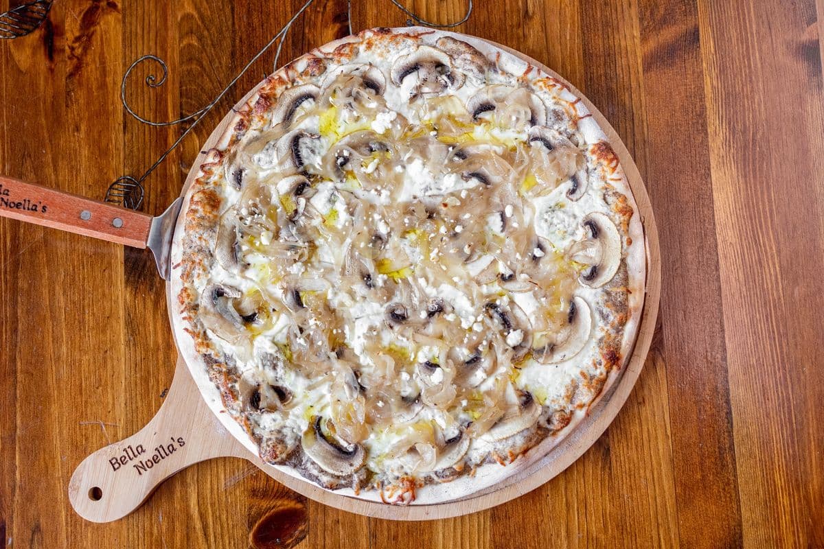 Large The Fun Guy Pizza