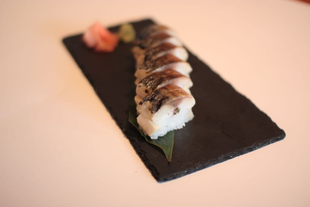 Saba Pressed Sushi (Aburi Sushi 5 pcs)