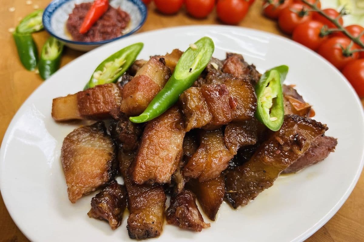Binagoongan (Slightly Spicy)