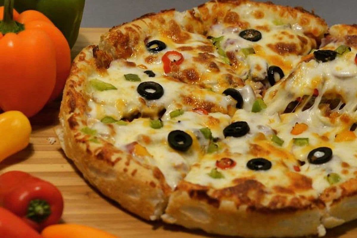 Small Night Special Pizza (Makhsoos)