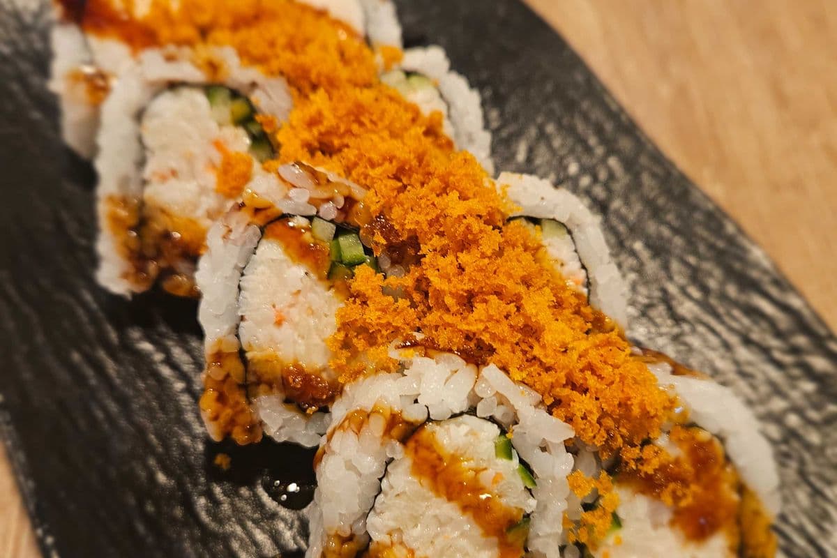 Crunch California roll