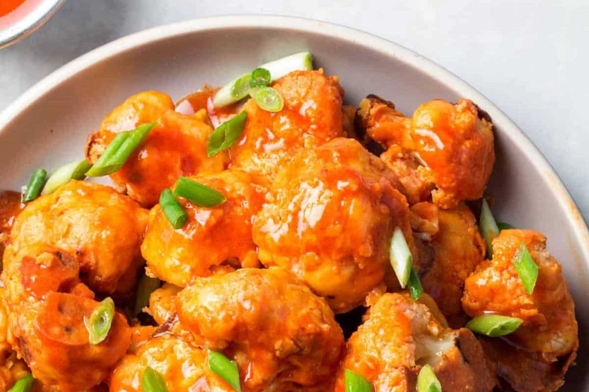 Buffalo Cauliflower Bites