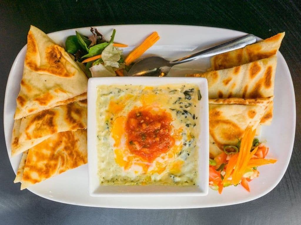 Hummus & Naan
