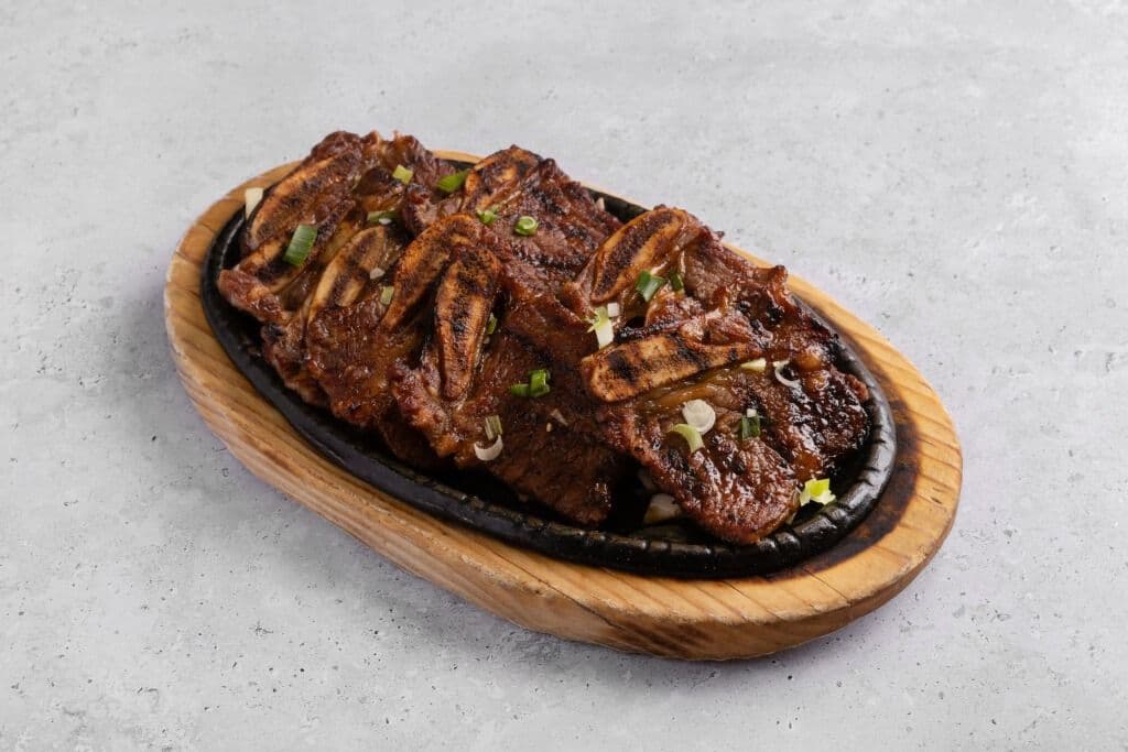 43. LA Kalbi with a meal LA 갈비 정식