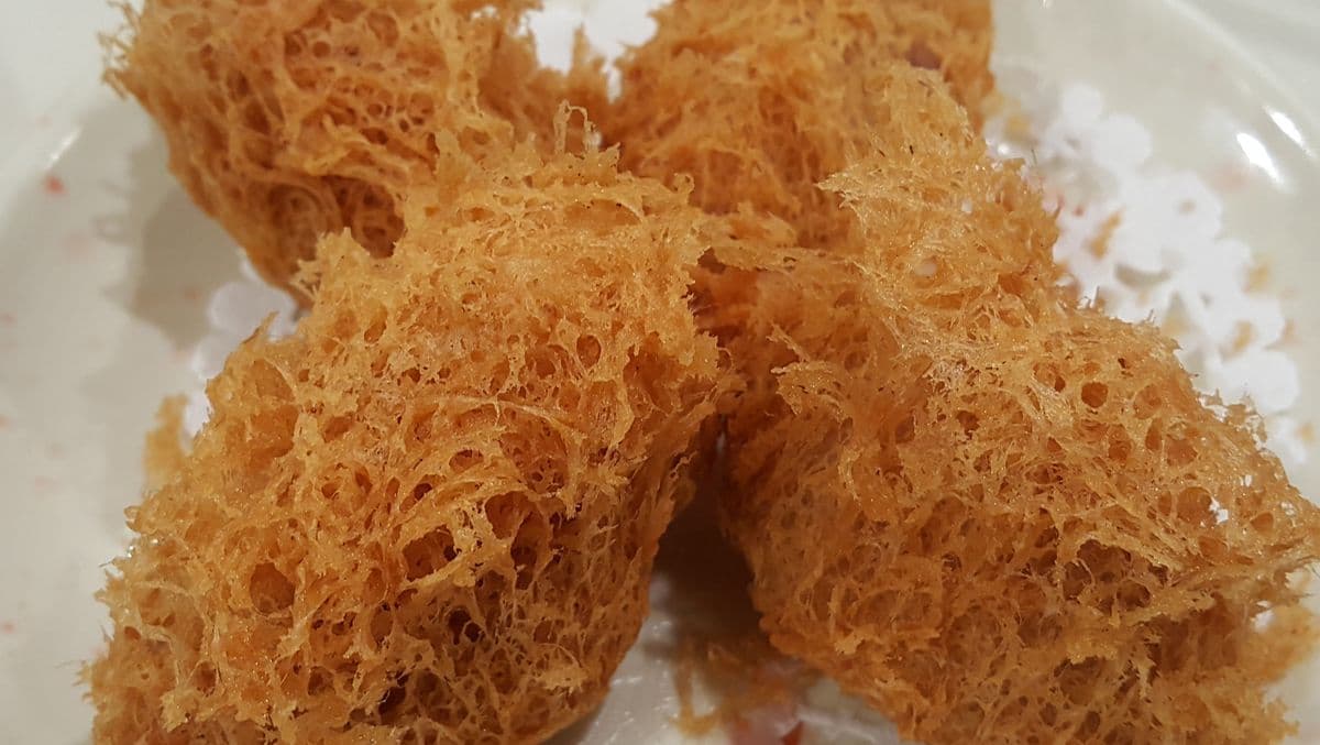 Fried Taro Root and Pork Dumplings (4 Pcs)