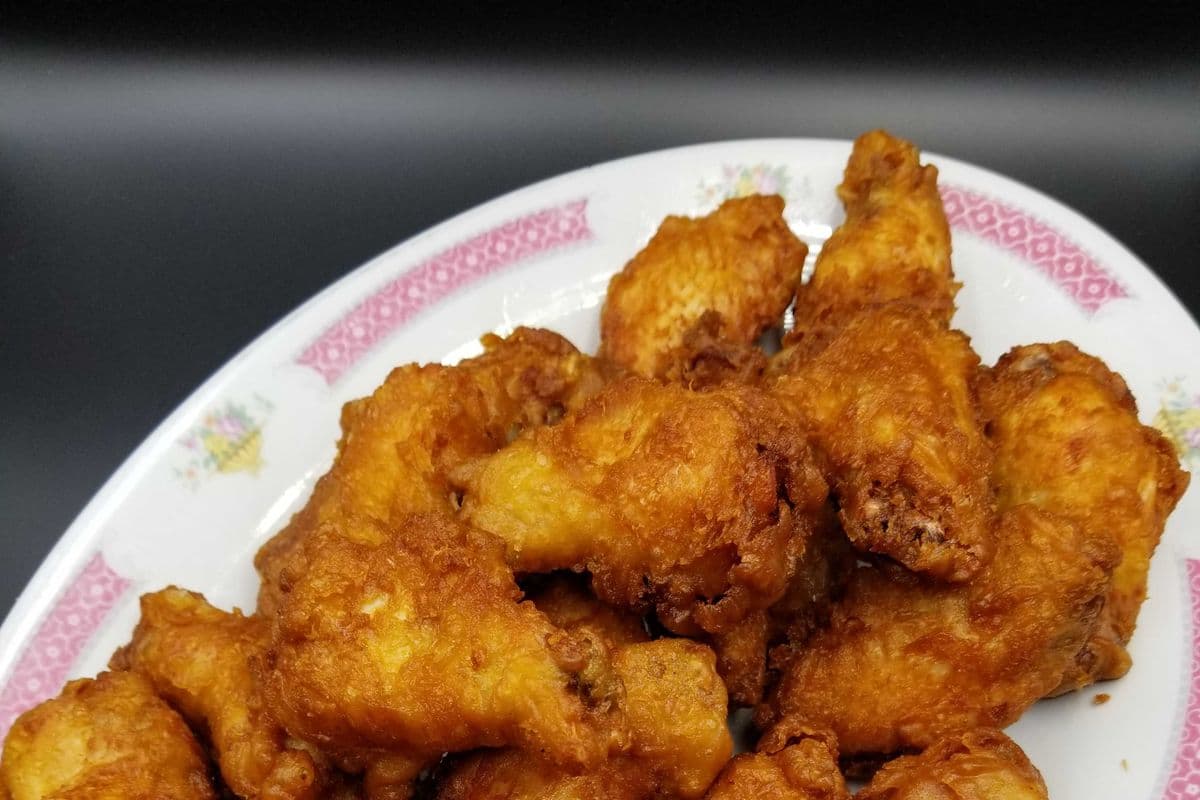 Regular Deep-Fried Chicken Wings