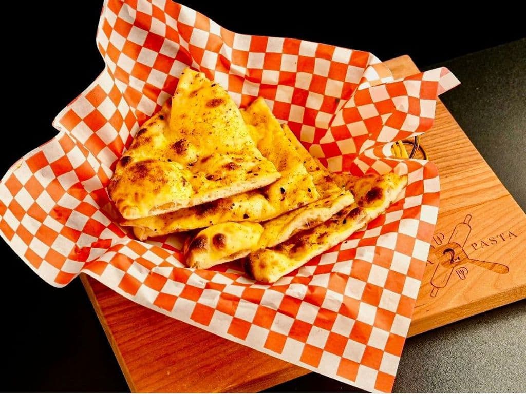 BUTTER NAAN
