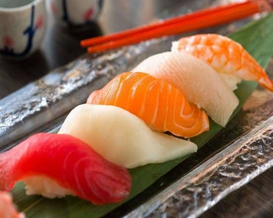 Premium Sushi (5 pcs)