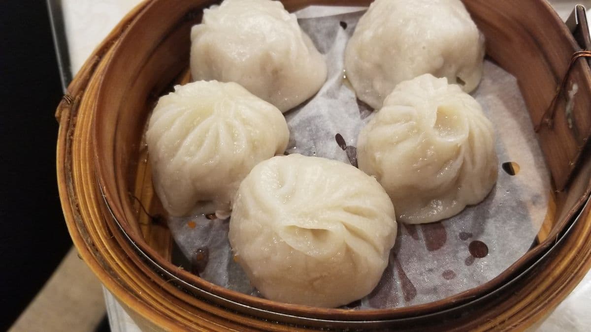 Steamed Shanghai Pork Dumplings (5 Pcs)