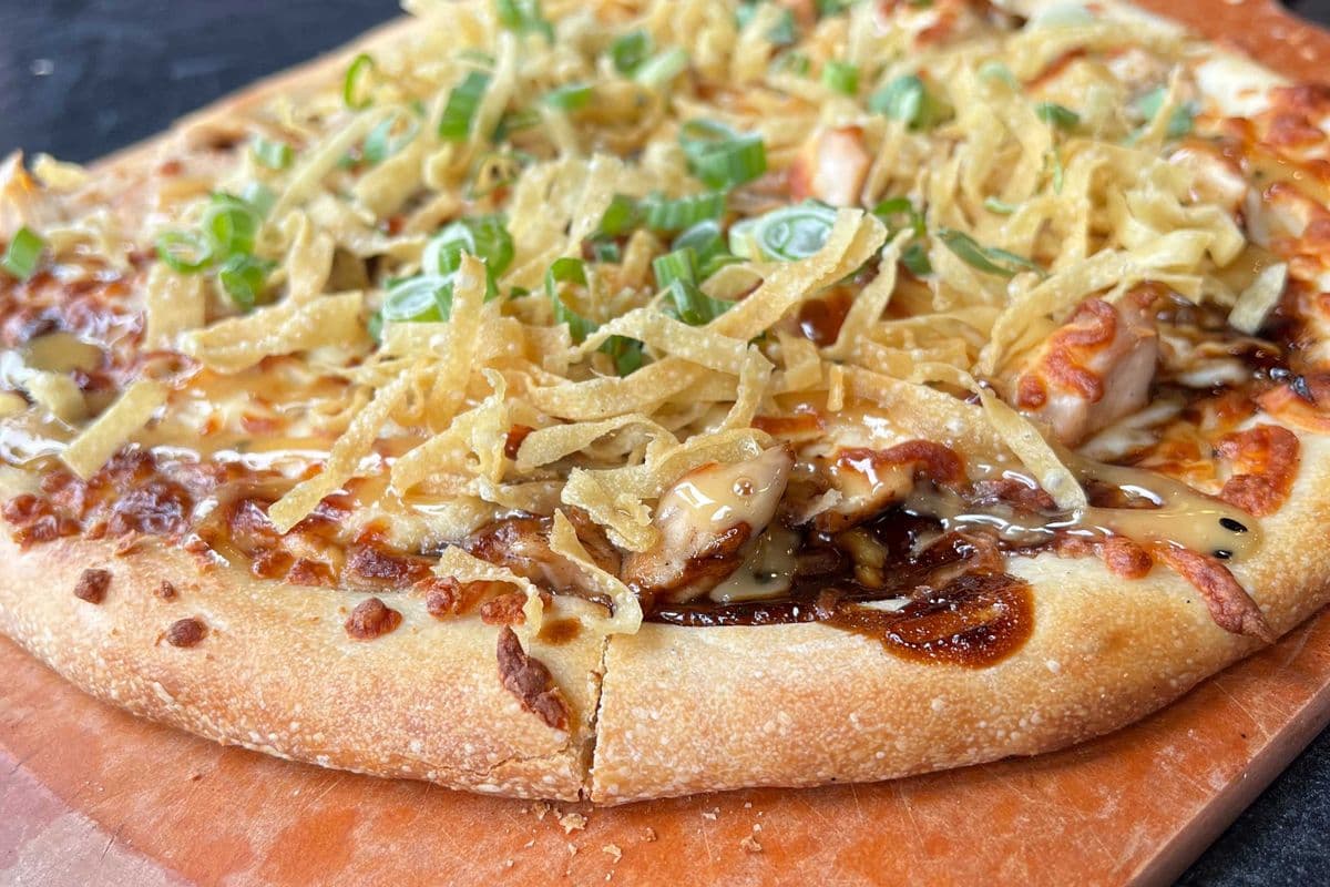 Korean Chicken Pizza